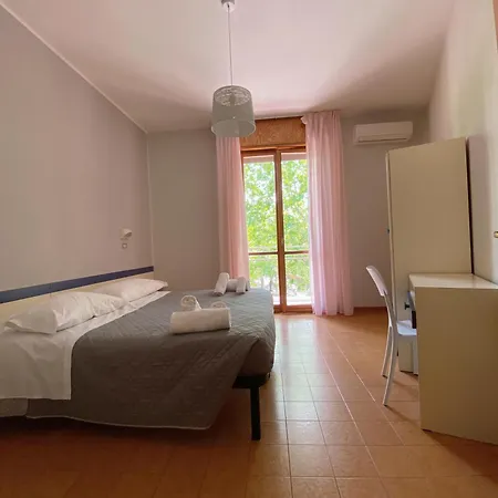 Ponente Rooms&coffee Hotel Cesenatico